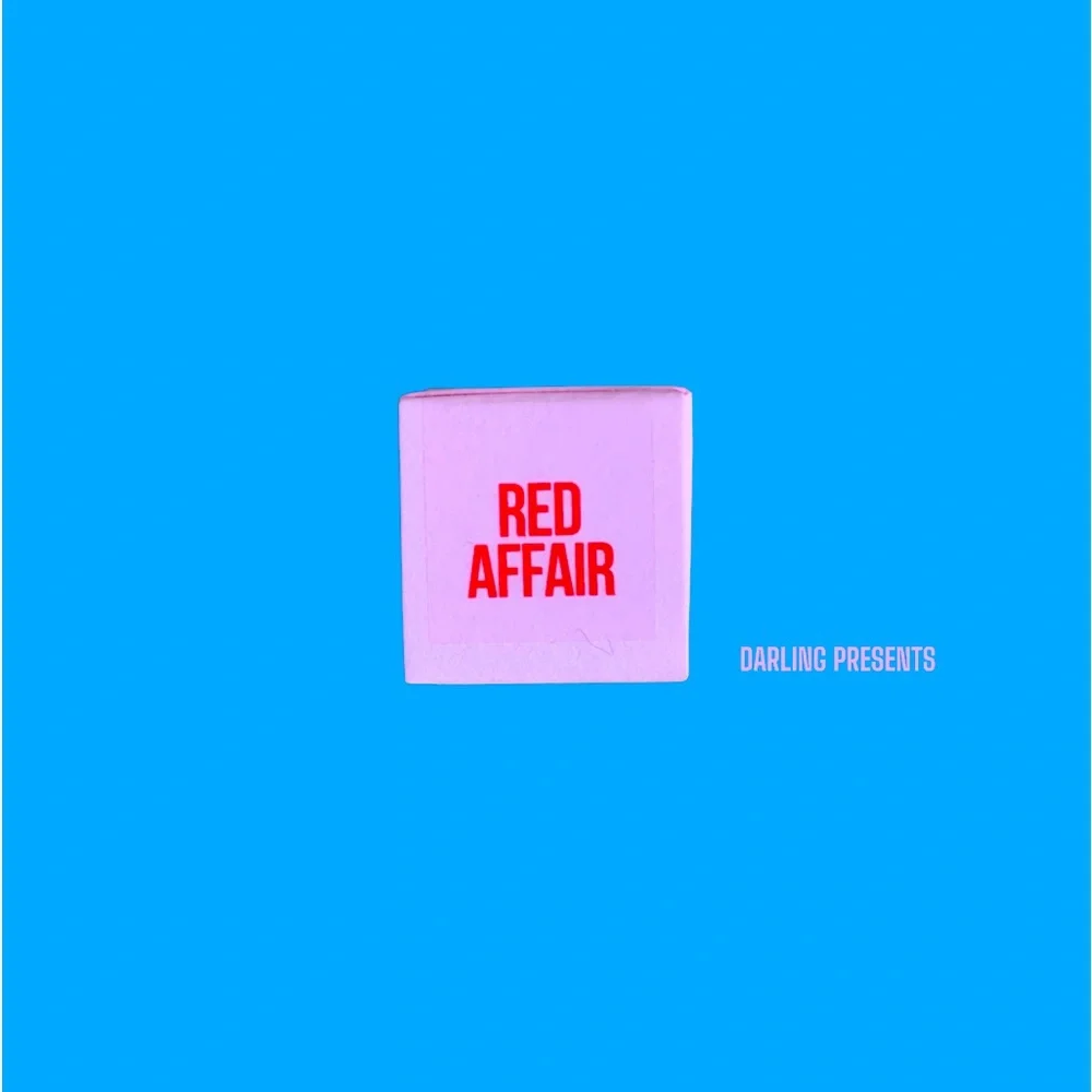 Jeffree Star Velvet Trap Matte Lipstick Unisex Color Red Affair
